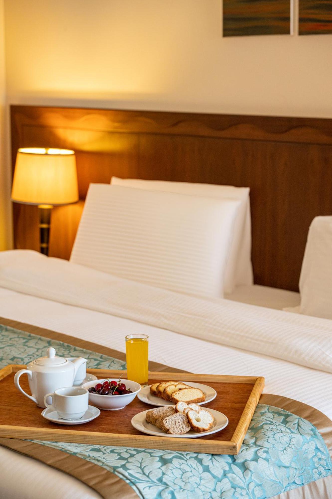 Jiyeh Marina Resort Hotel & Chalets Jieh Zewnętrze zdjęcie