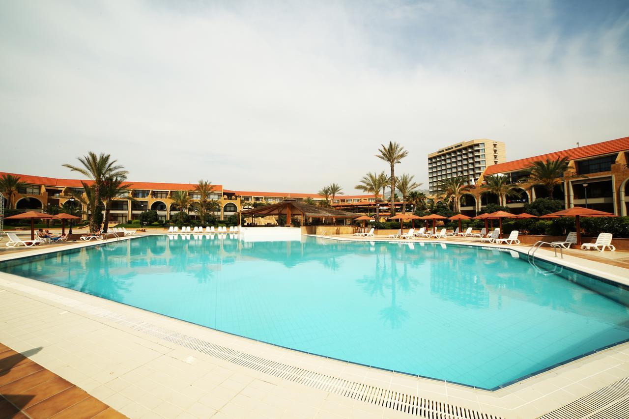 Jiyeh Marina Resort Hotel & Chalets Jieh Zewnętrze zdjęcie