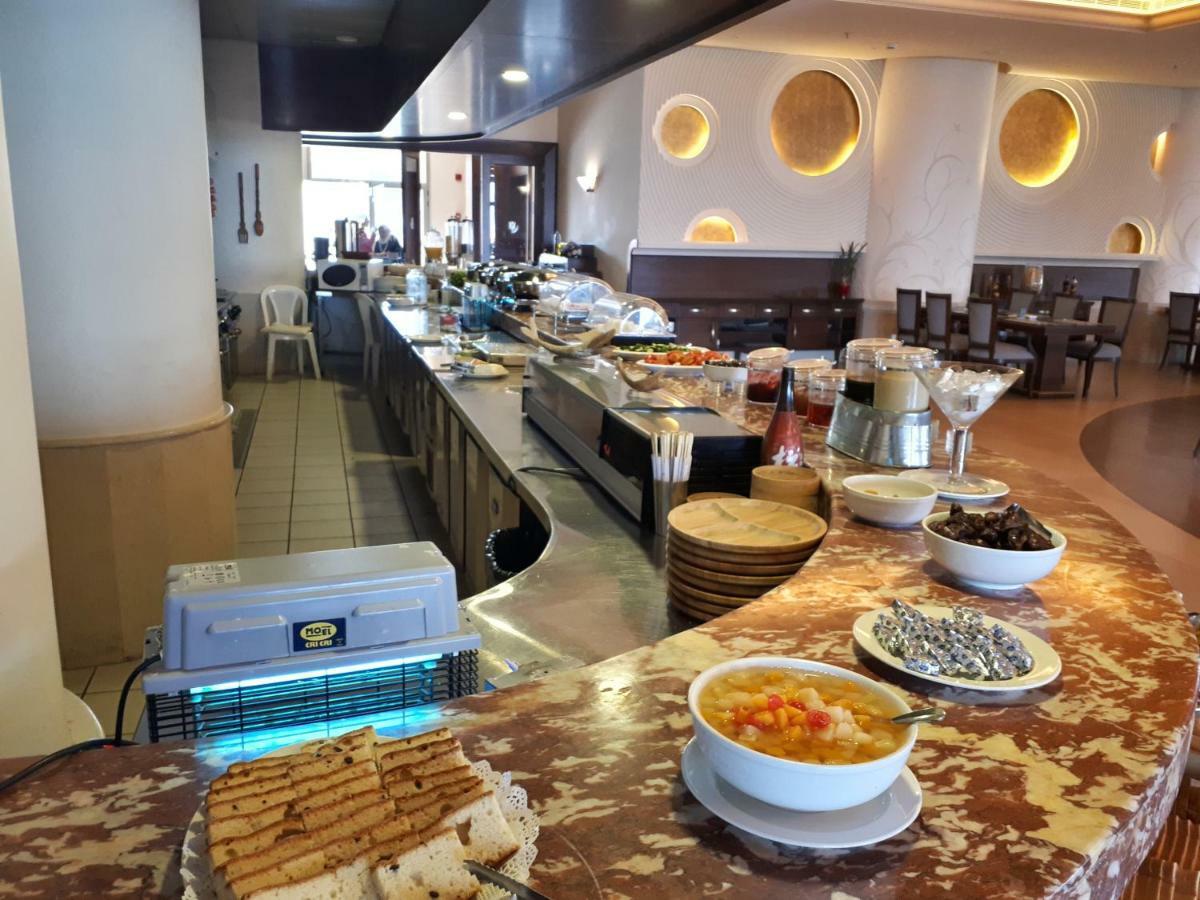 Jiyeh Marina Resort Hotel & Chalets Jieh Zewnętrze zdjęcie